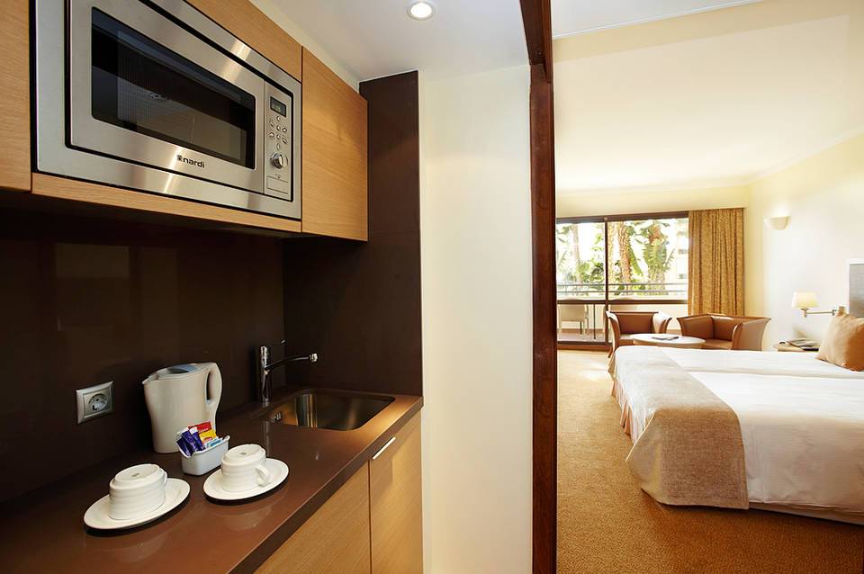 Suite Hotel Eden Mar 4