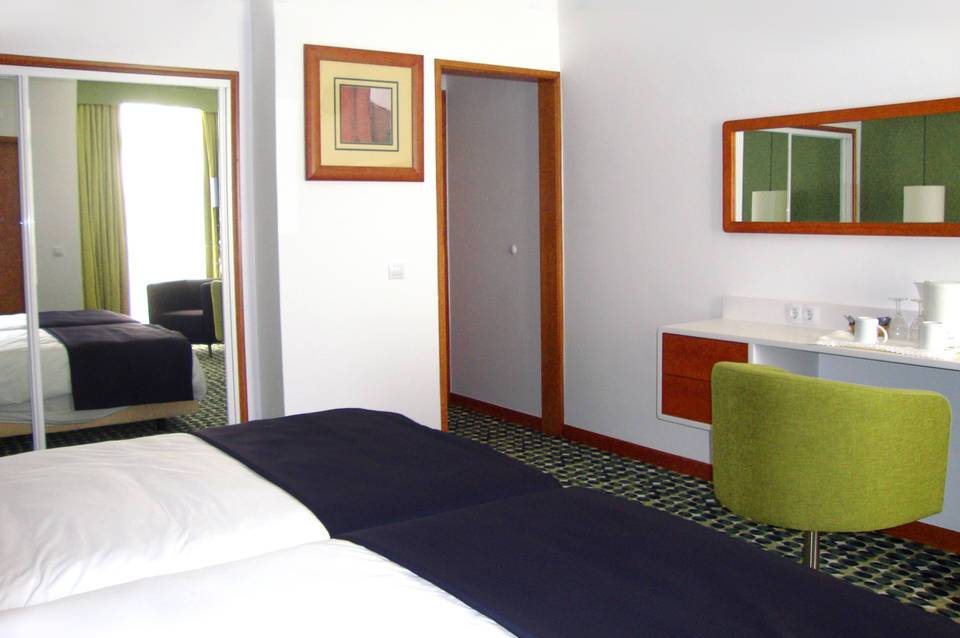 Casa de Sada Algarve Beach Resort, Curio Collection by Hilton 2