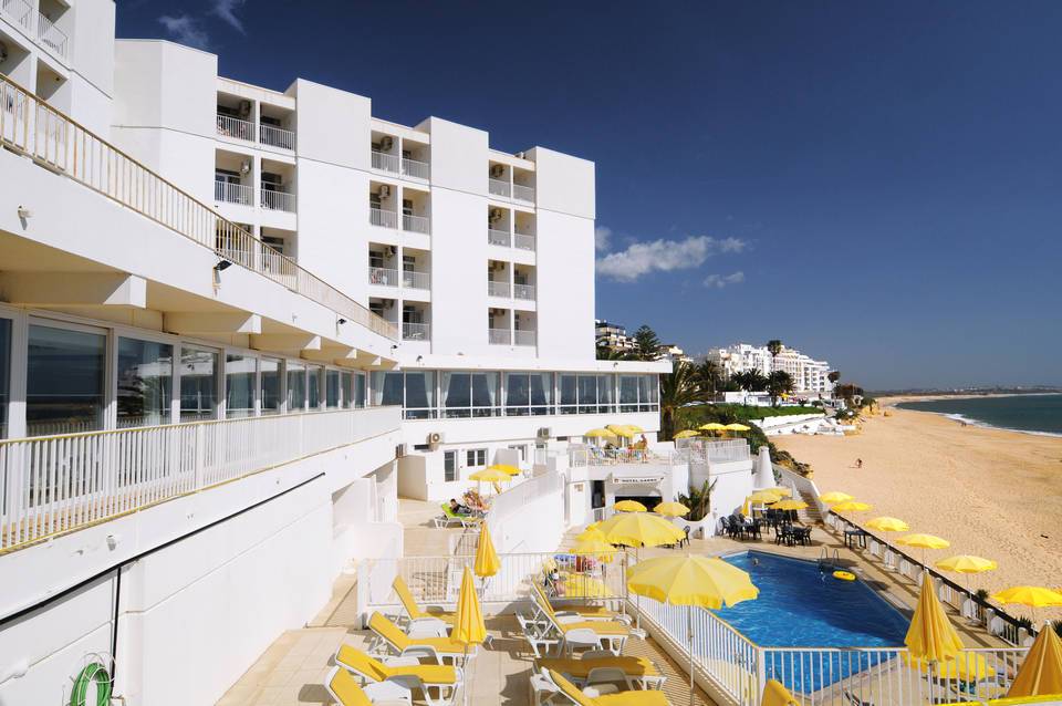 Casa de Sada Algarve Beach Resort, Curio Collection by Hilton 5