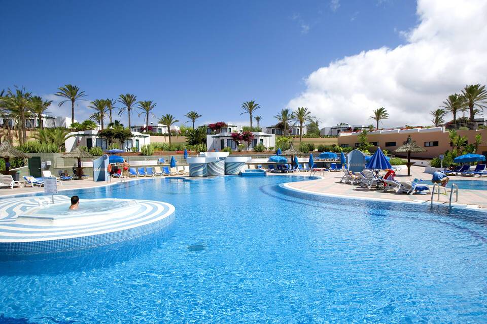 HL Club Playa Blanca Hotel 1
