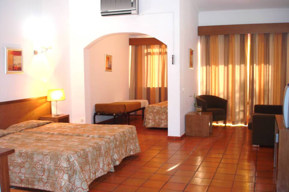Ohtels Islantilla 4