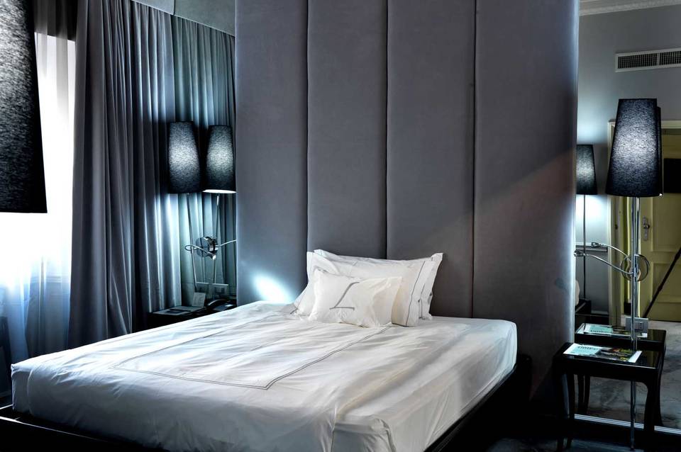 Leon's Place Hotel 3
