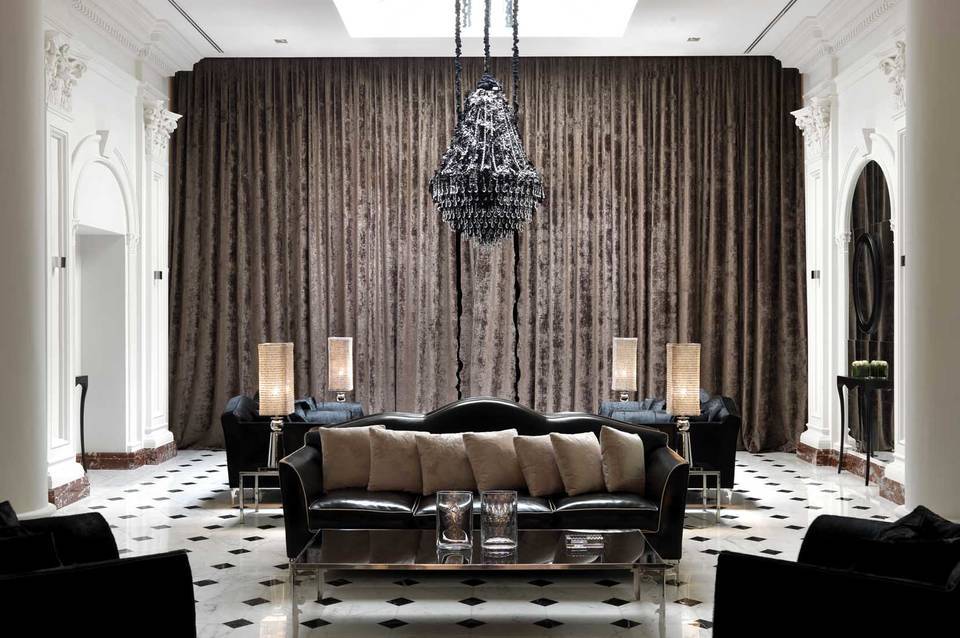 Leon's Place Hotel 4