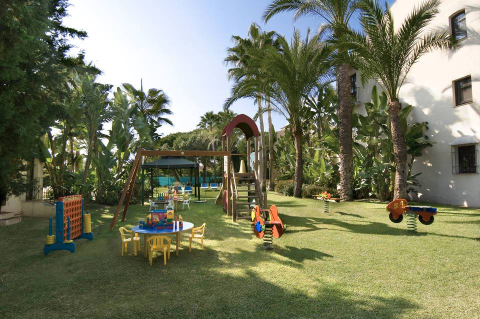 BlueBay Banús 2
