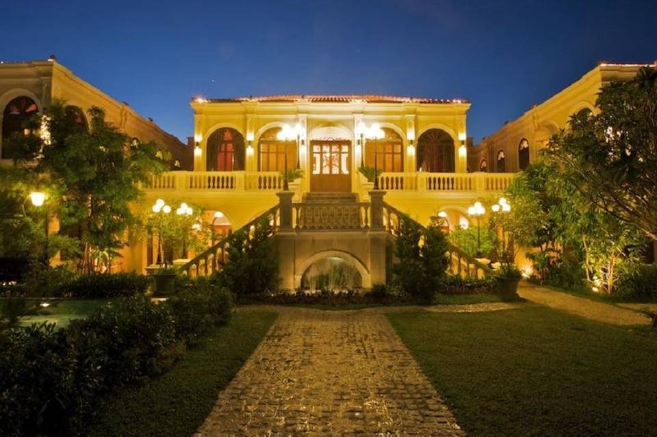 Praya Palazzo 1