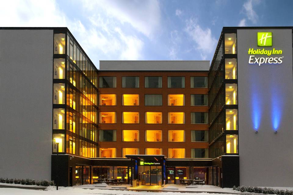 Holiday Inn Express Zürich Airport 1