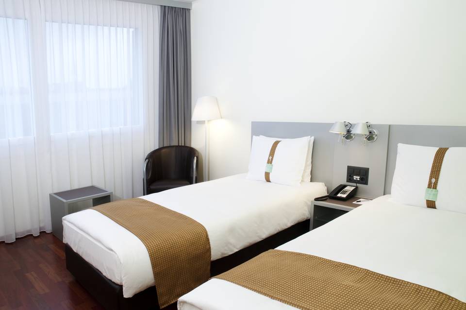 Holiday Inn Zürich Messe 5