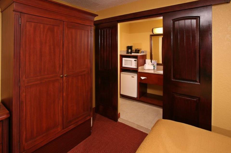 Rosen Inn at Pointe Orlando 4