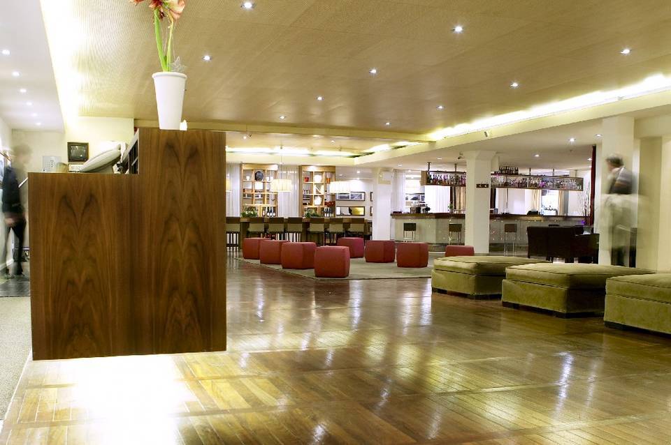 Clarion Hotel Amaranten 4