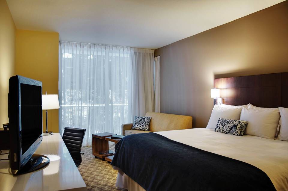 Hilton Garden Inn Miami Brickell South 5