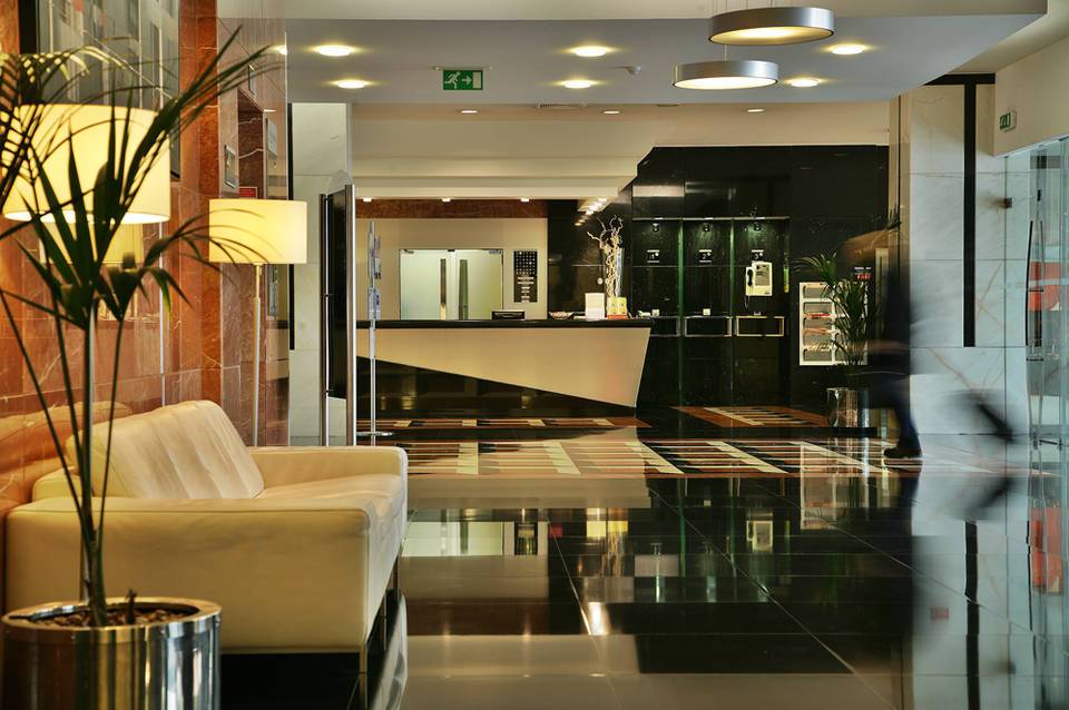SANA Metropolitan Hotel 5