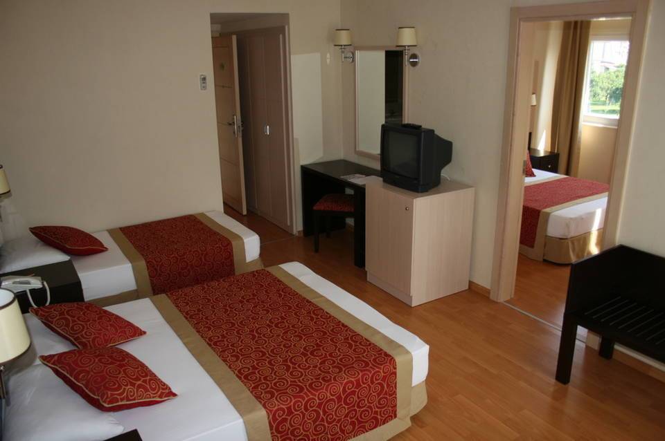 Viking Garden Hotel & Spa 4