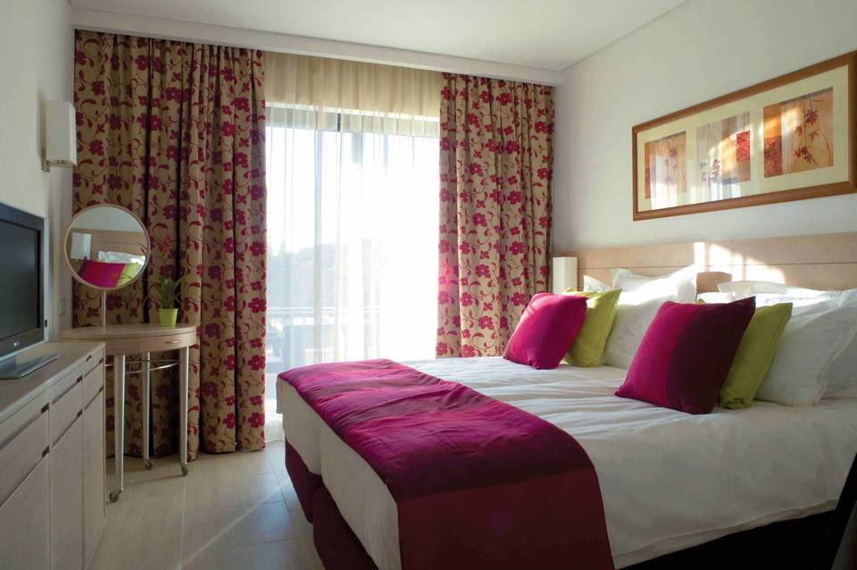 Hilton Vilamoura As Cascatas Golf Resort & Spa 3