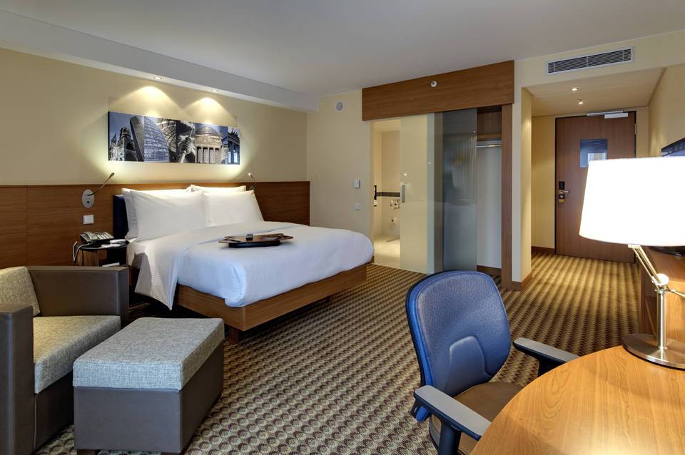 Hampton by Hilton Berlin City West 4