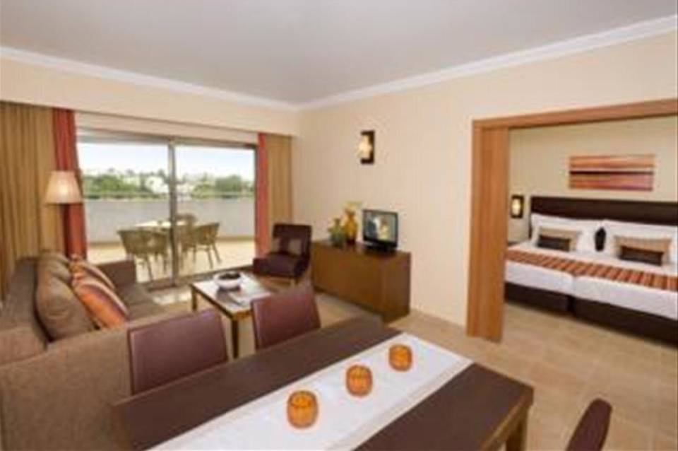 Alfagar Aparthotel 2