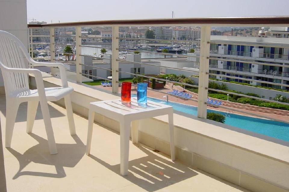 Suite Hotel Marina Club 3