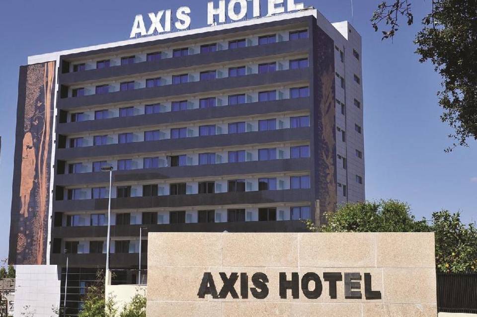 Axis Porto Business & Spa Hotel 1