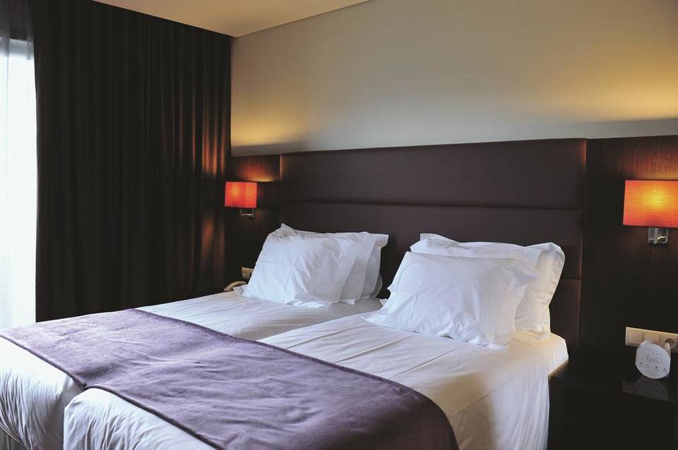 Axis Porto Business & Spa Hotel 4