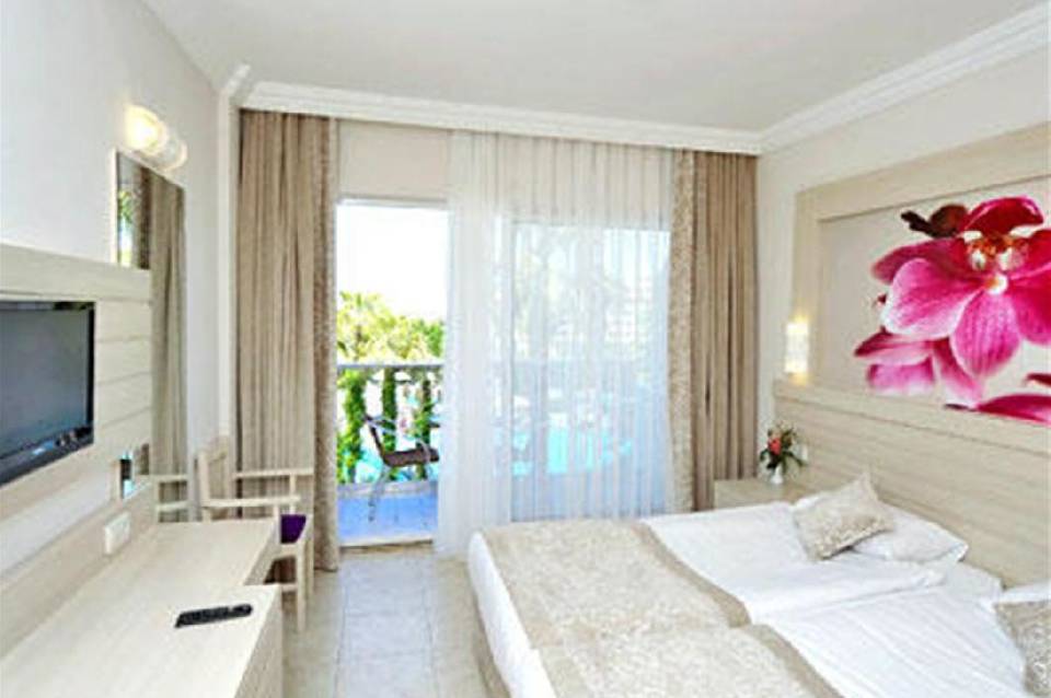 Seaden Corolla Hotel 2