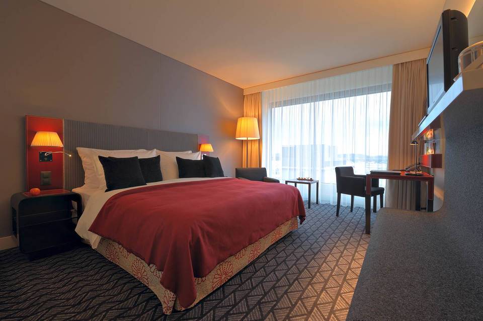 Radisson Blu Hotel, Zurich Airport 2