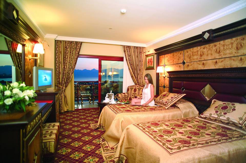 Club Hotel Sera 5