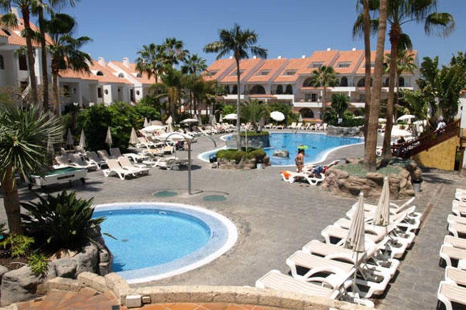 Paradise Park Fun Lifestyle Hotel 1
