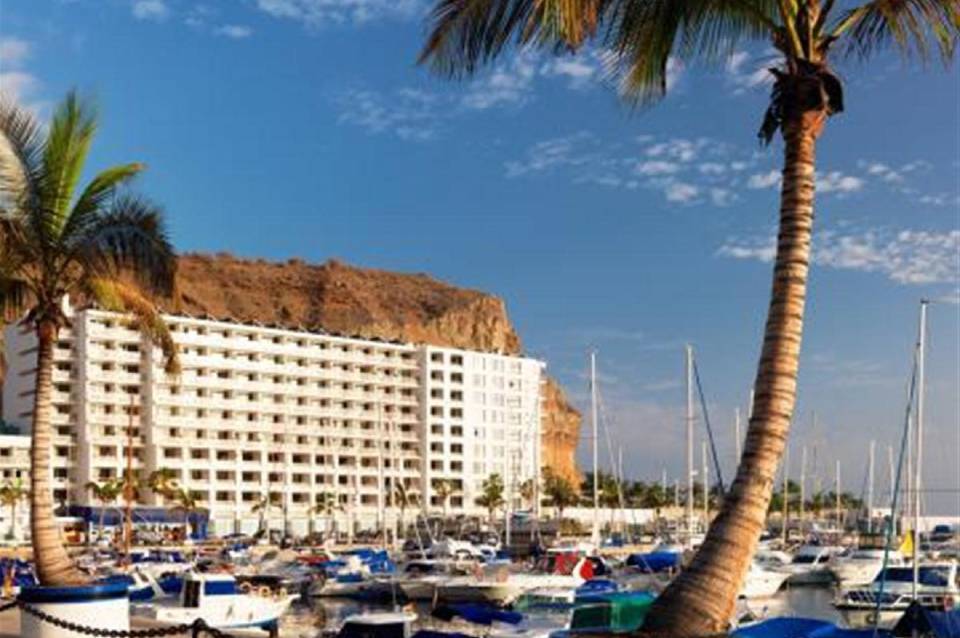 Marina Suites 1