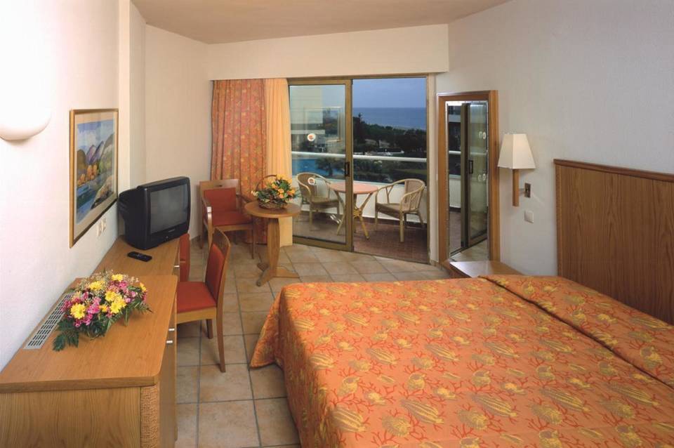 Blue Sea Beach Resort 5