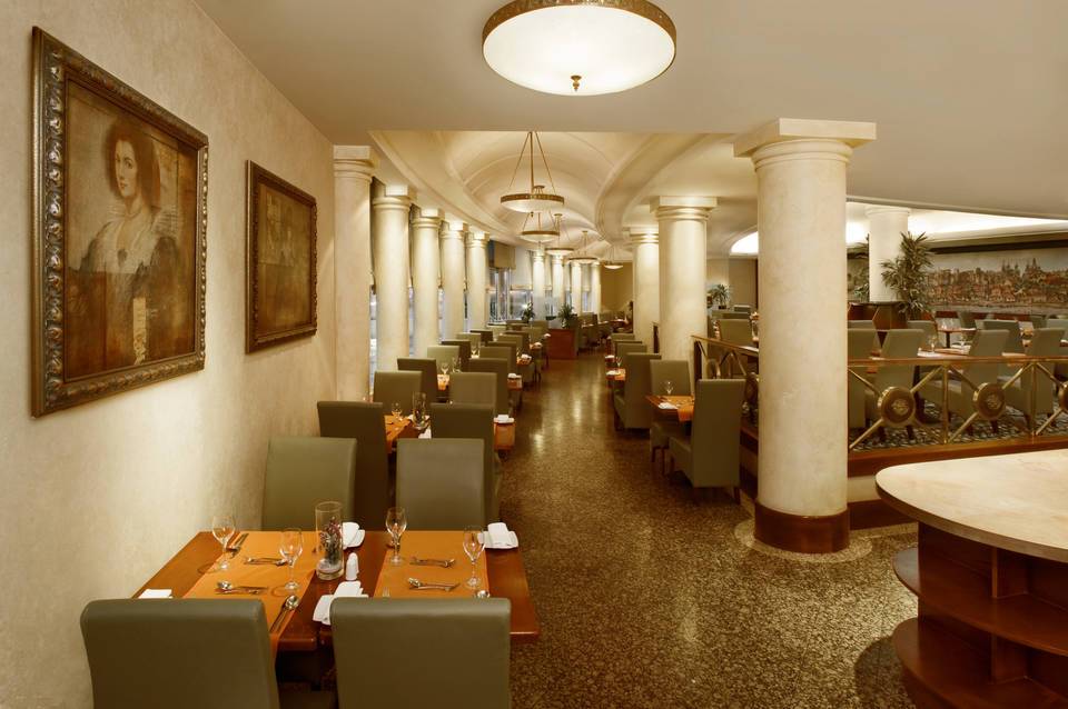 Sheraton Grand Warsaw 2