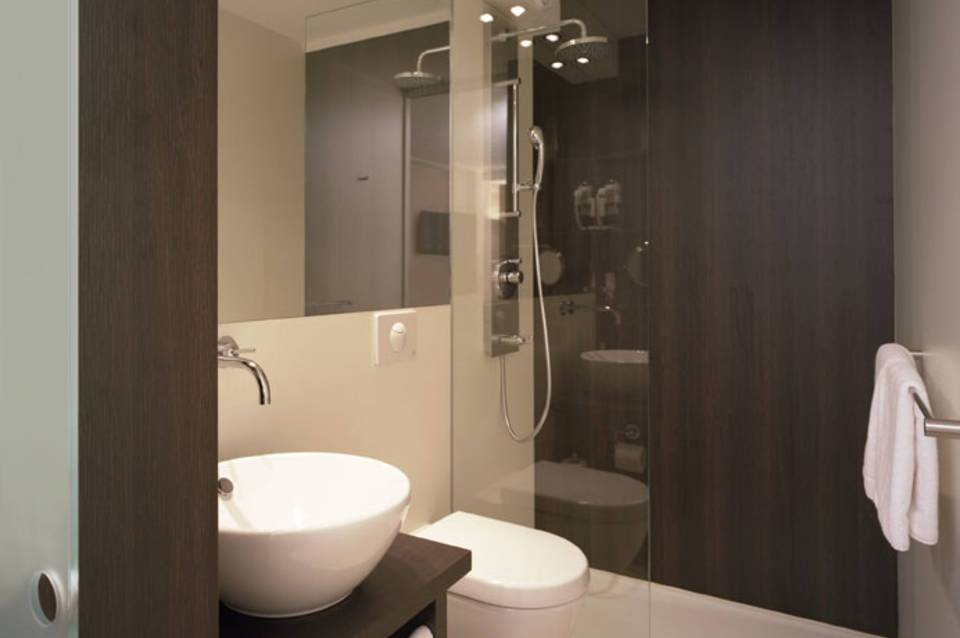 Crowne Plaza Zurich 3