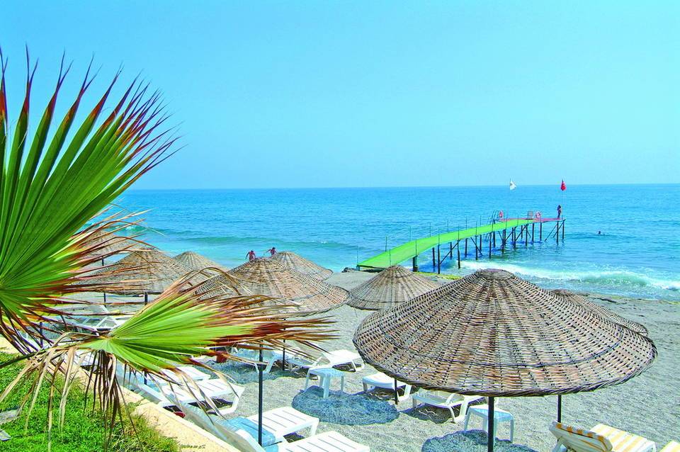 Anitas Beach Hotel 3