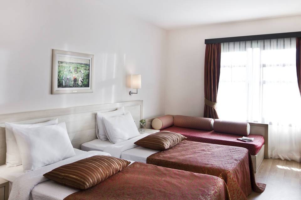 Starlight Resort Hotel 5