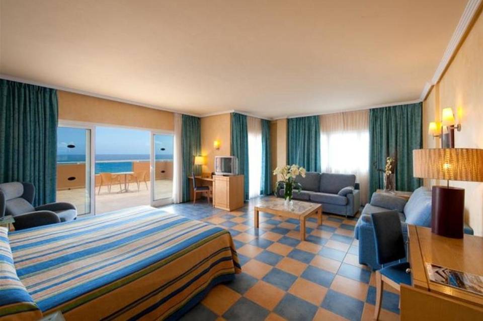 Elba Sara Beach & Golf Resort 3