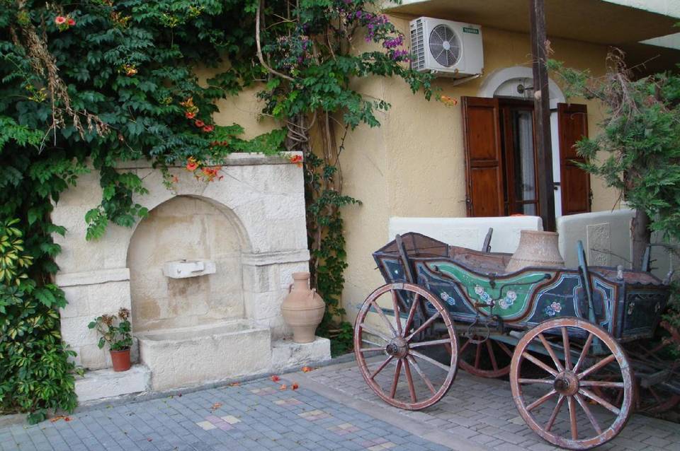 Lili Hotel 1