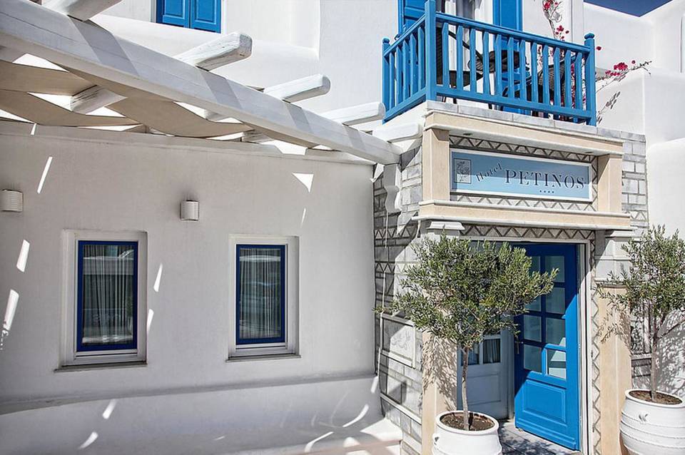 Petinos Hotel 1