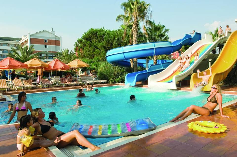 Insula Resort & Spa 2