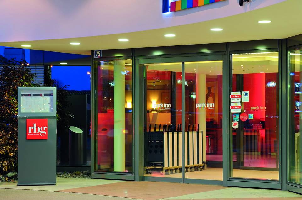 Radisson Hotel Zurich Airport 2