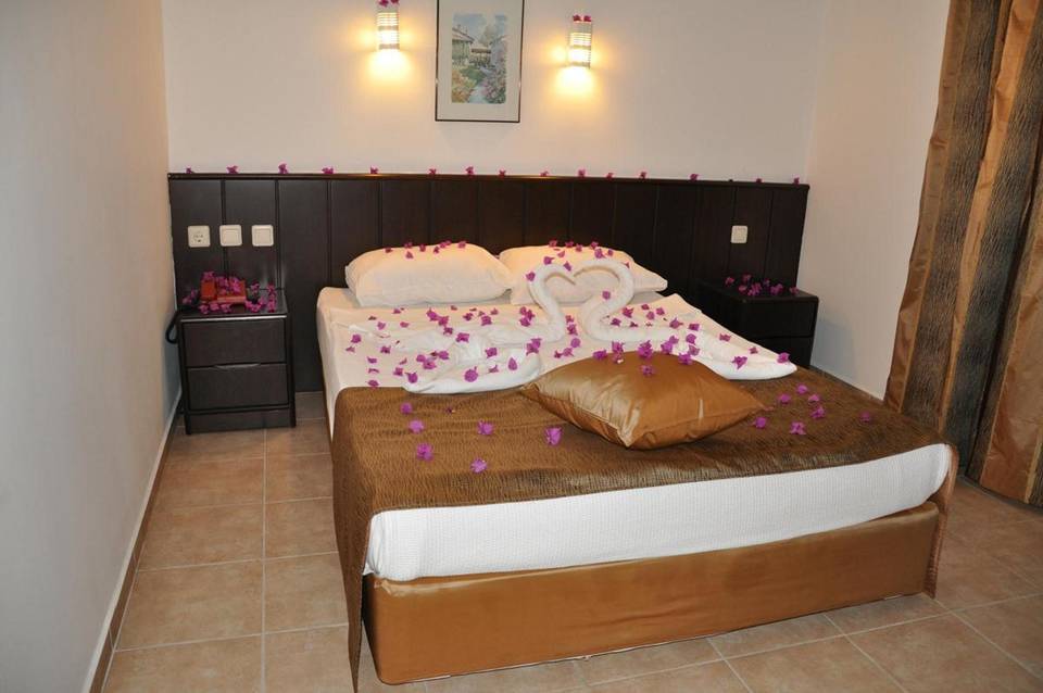 Kleopatra Celine Hotel 1