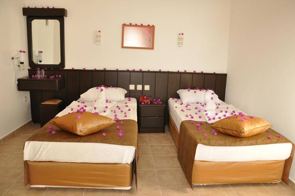 Kleopatra Celine Hotel 4