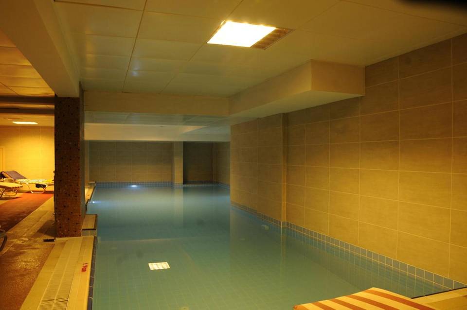 Pasa Beach Hotel 3