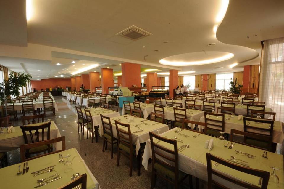 Pasa Beach Hotel 5