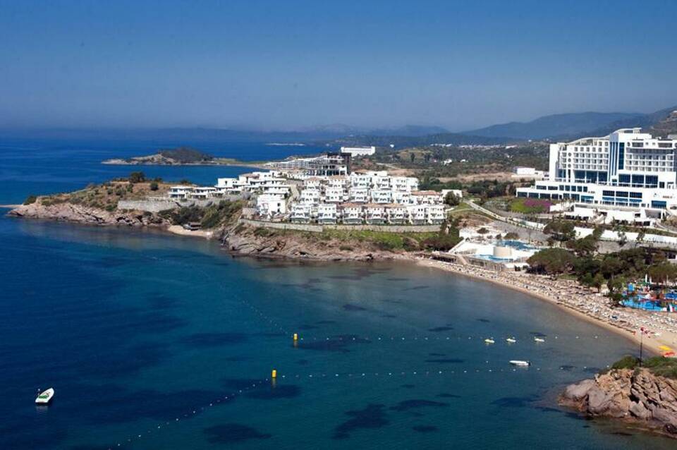 Aria Claros Beach & Spa Resort 1