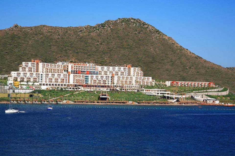 Kefaluka Resort 1