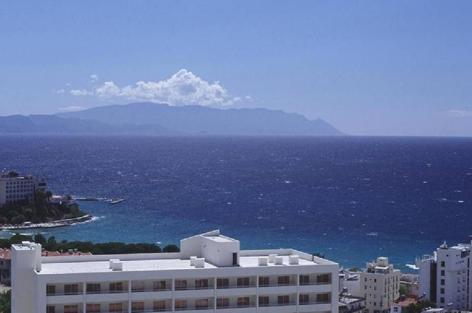 Tuntas Family Suites Kusadasi 3