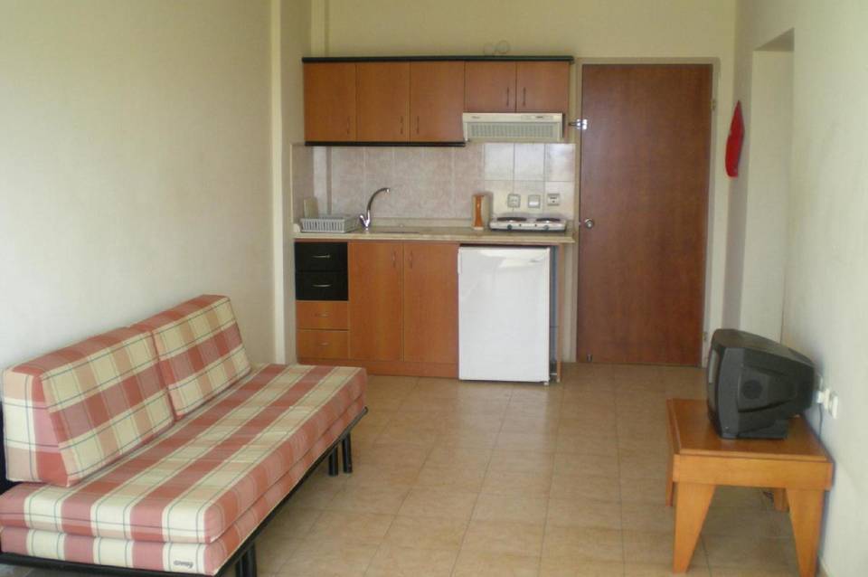 Tuntas Family Suites Kusadasi 4