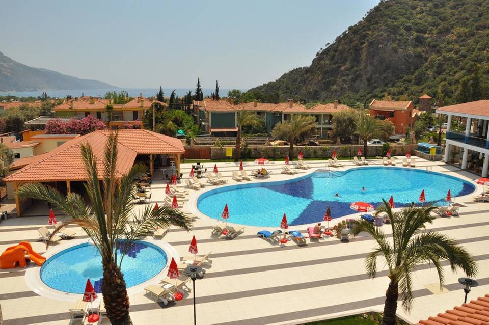 Montebello Resort Hotel 4