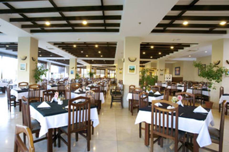 Club Hotel Turan Prince World 4