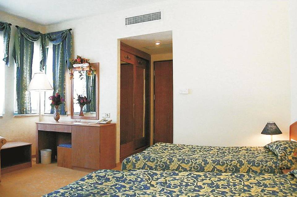 Dosi Hotel 5