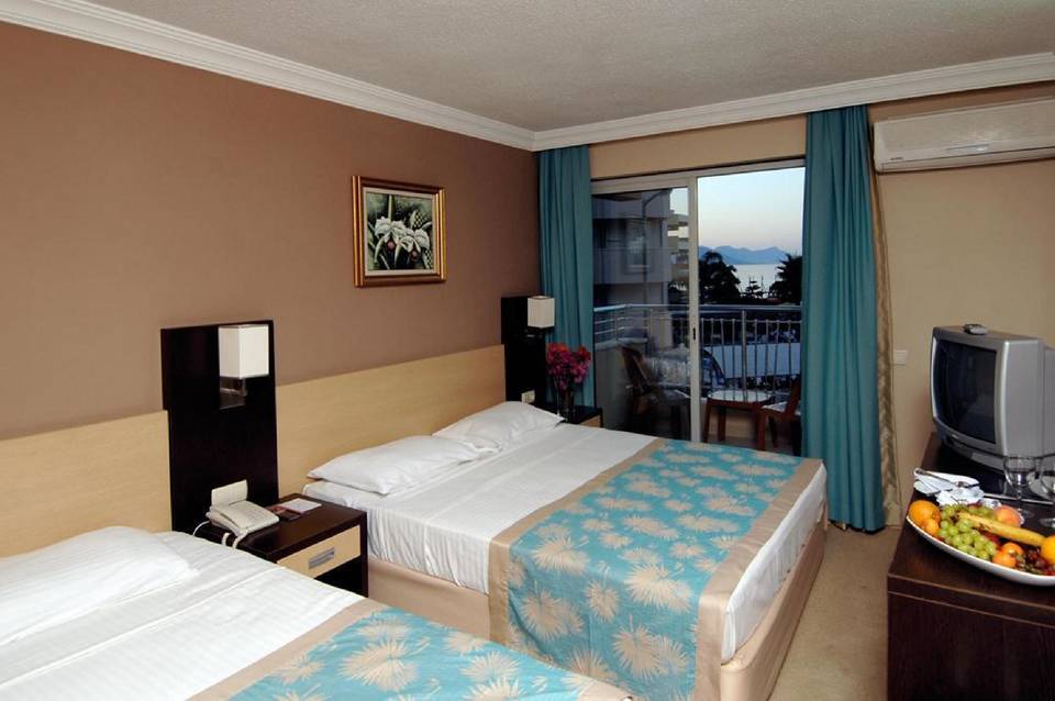 Viking Nona Beach Hotel 3