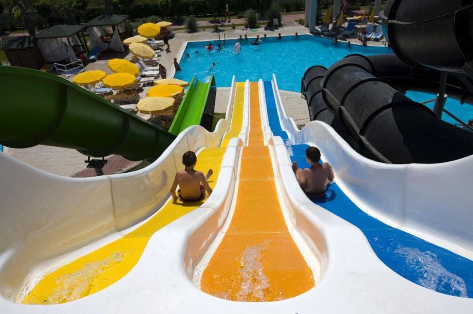 Saturn Palace Resort 3